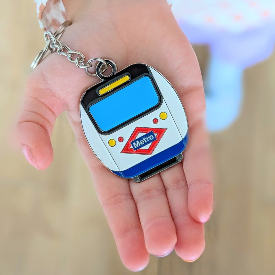 Train 8000 Mini Metro key ring