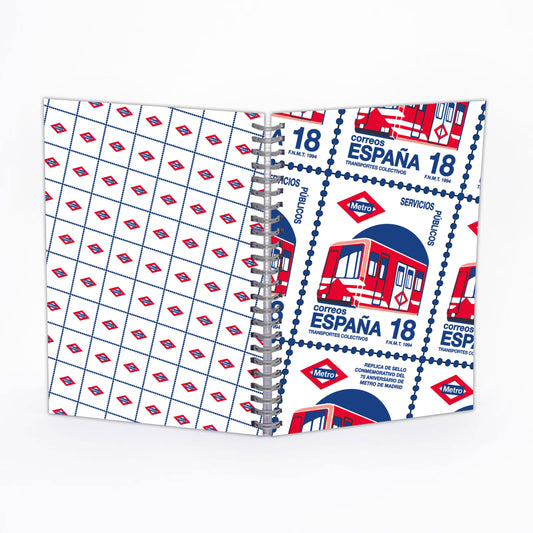 Libreta diseño Metro de Madrid, portada con estampillas Correos España y tren rojo, espiral metálico.
