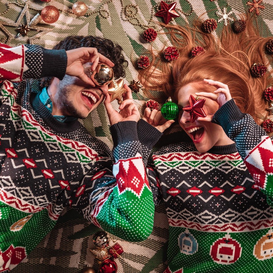 Jersey navideño bolas y trenes