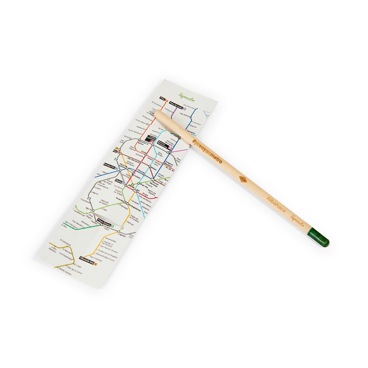 Mapa del metro de Madrid junto a un lápiz ecológico Sprout con detalle verde