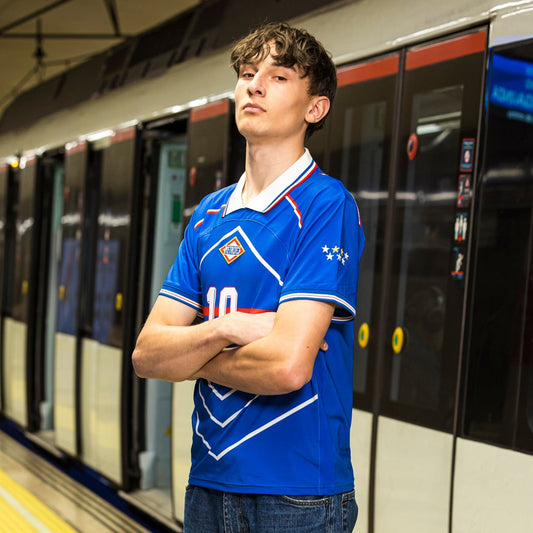"Metro FC" Retro T-shirt Line 10