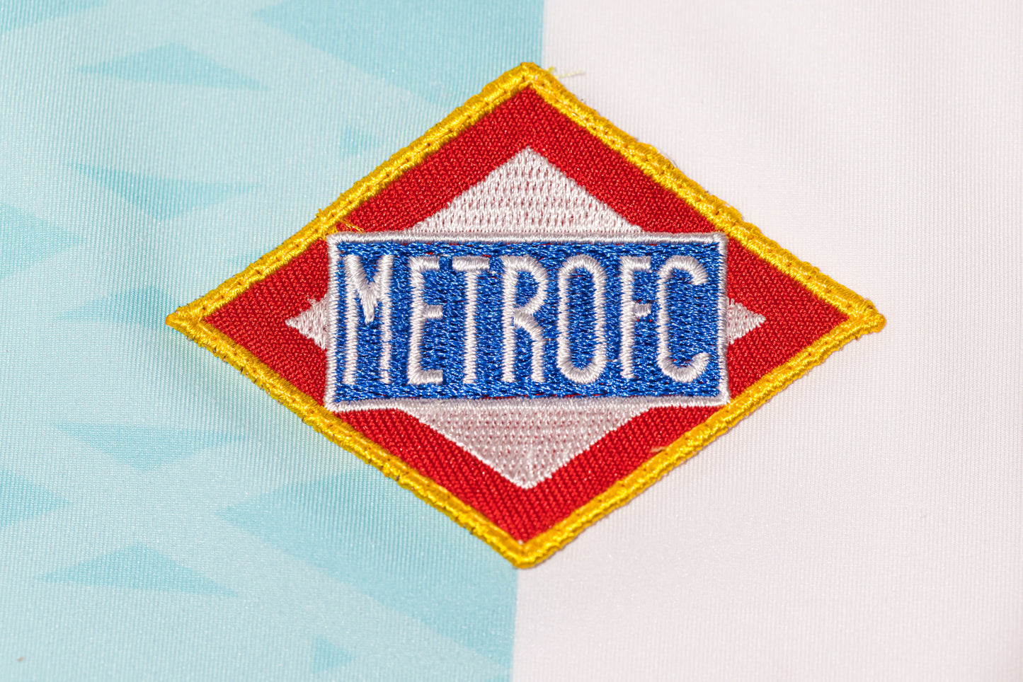 Camiseta retro "Metro FC" Línea 1