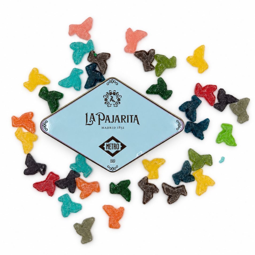Box of Parajita candies Metro x La Pajarita