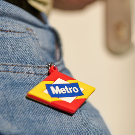 Llavero logo Metro bandera de España