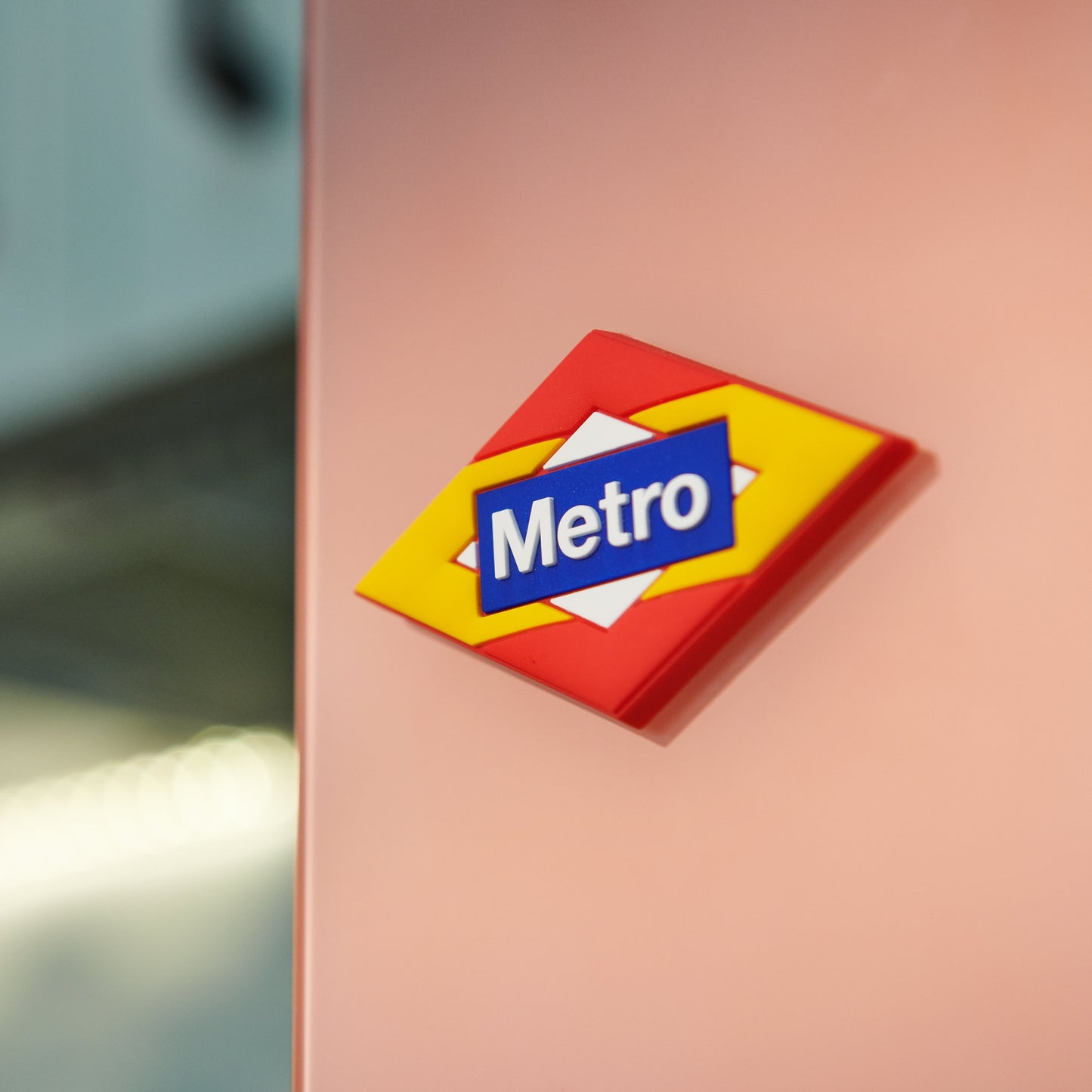Imán logo Metro bandera de España