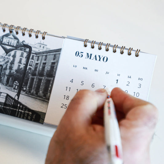 Calendario  de mesa 2026