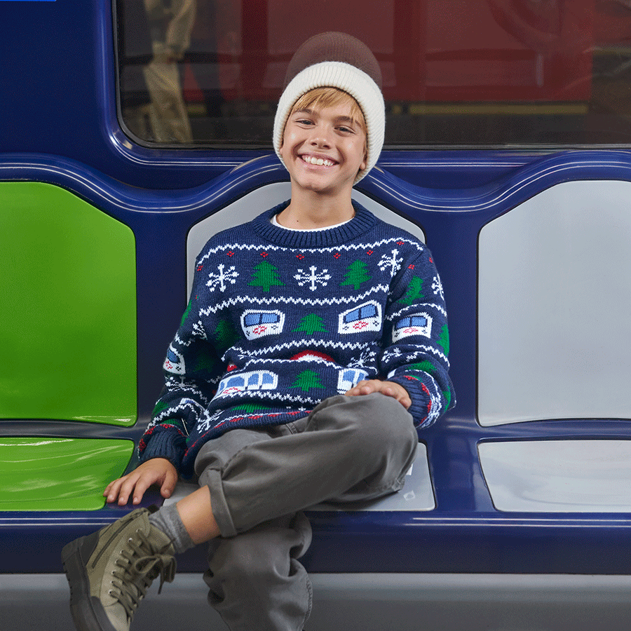 Metro de Madrid Christmas Sweater Kids version